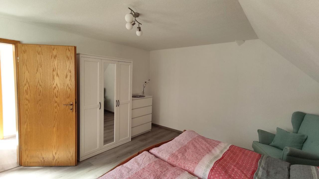 Gasthof Adler Ferienwohnung Ichenhausen Extérieur photo