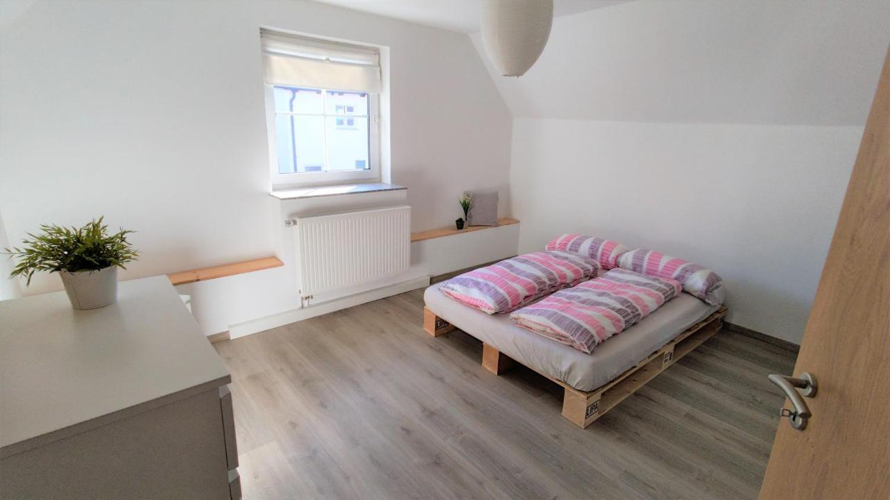 Gasthof Adler Ferienwohnung Ichenhausen Extérieur photo