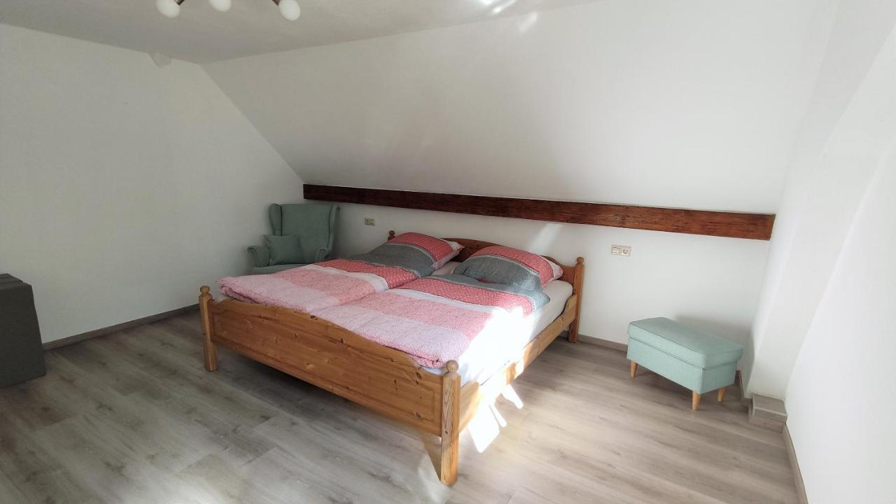 Gasthof Adler Ferienwohnung Ichenhausen Extérieur photo